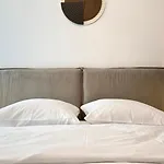 No 109 Lebada Daire Bükreş