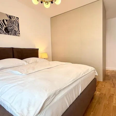 No 109 Lebada * Бухарест