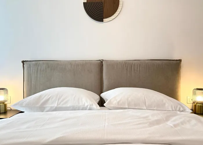 No 109 Lebada Апартаменти Бухарест