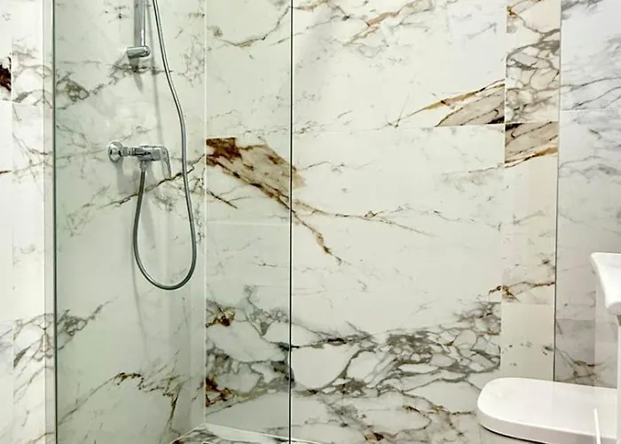 Апартаменти No 109 Lebada Бухарест